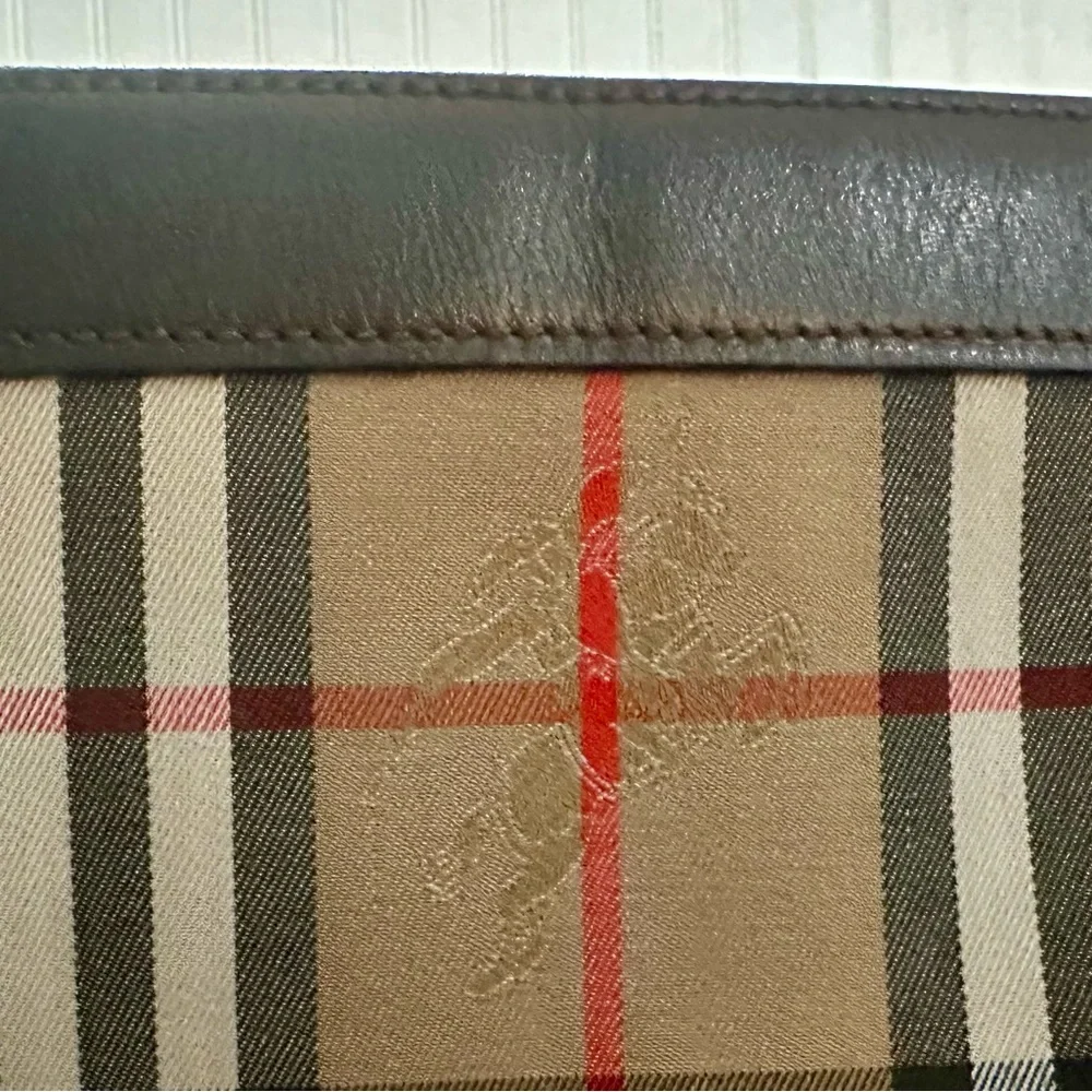 Burberry Knight Nova Check Canvas Leather Shopper Zip Tote Bag - Picture 5 of 13